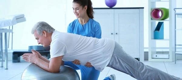 بهبودی از سکته‌ی مغزی خفیف چه مدت طول می‌کشد