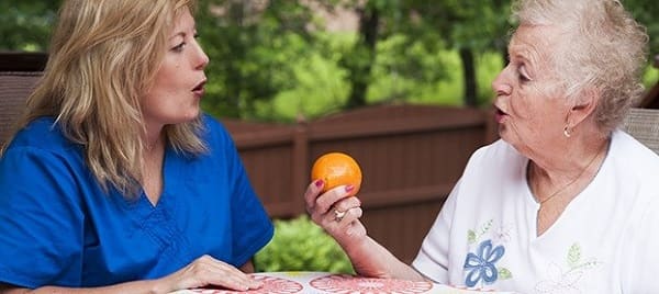 گفتاردرمانی برای توانبخشی سکته مغزی خفیف